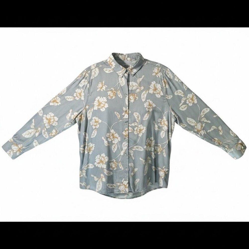 Woman's Blouse shirt by Chico's 3 3x gray Floral Pattern plus size 16/18 LS BD